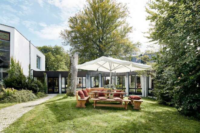 Westerham - die Akademie - Außenansicht