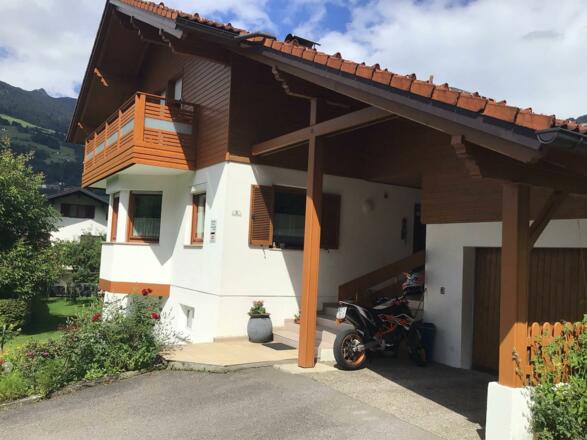 A9834EE1-0D5D-4155-B8DC-291406E0A22C