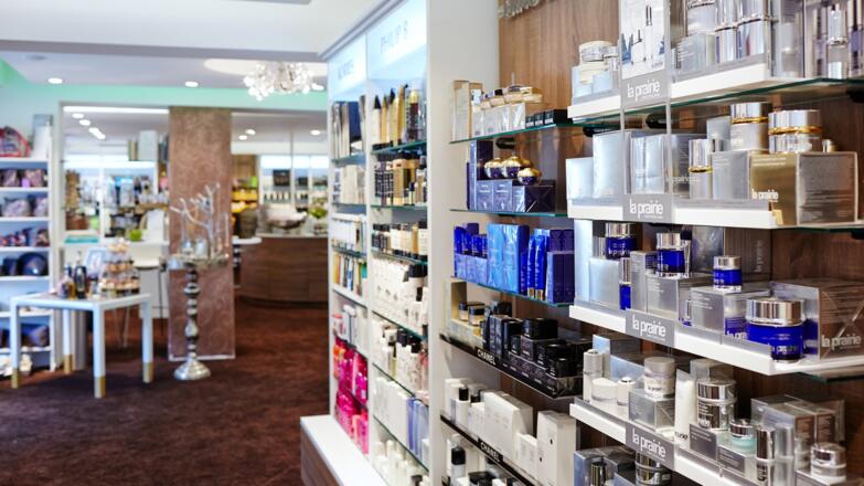 Parfümerie am Tegernsee by Hildegard Bayerschmidt