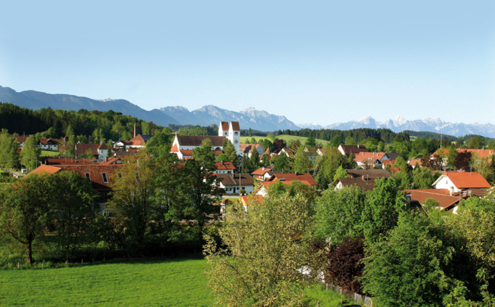 Weitblick auf das Welfenmünster Steingaden