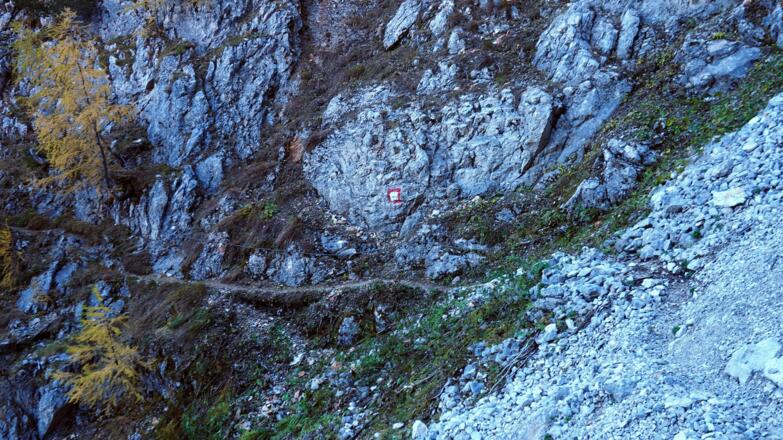 Senke ~1435m Beginn der Seilsicherungen