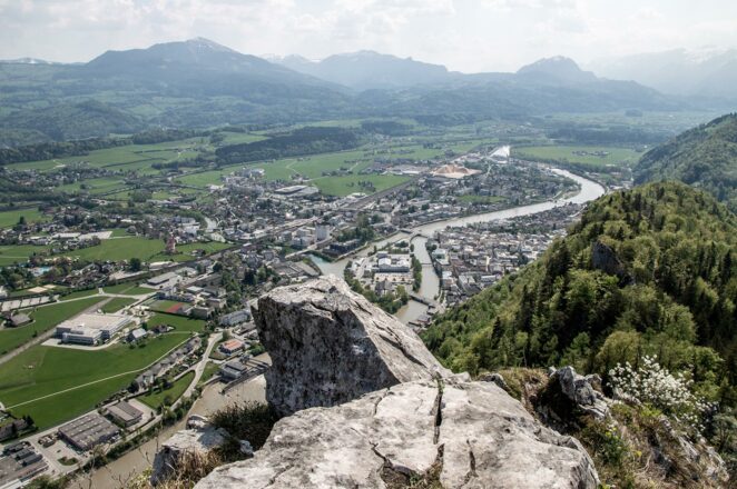 Blick hinunter nach Hallein