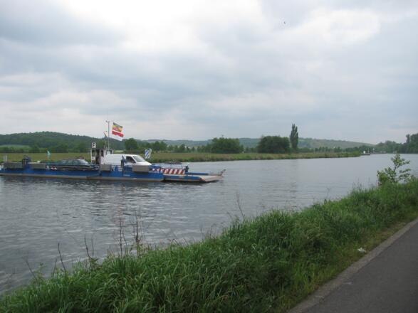 Autofähre bei Wipfeld