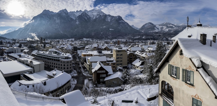 Panorama_von_Bludenz_im_Winter_(c)_Andreas_Gaßner_