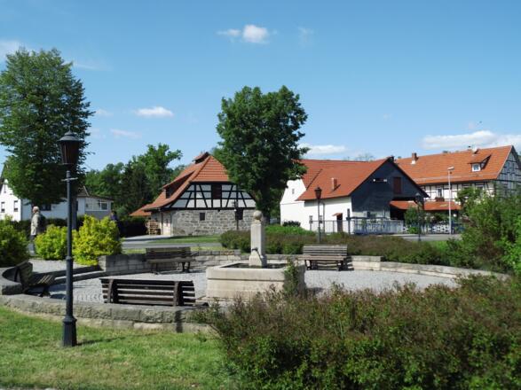 Dorfmitte Seidingstadt