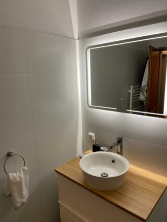 2b63783d-23a0-4a79-bb46-a4d303148f5a