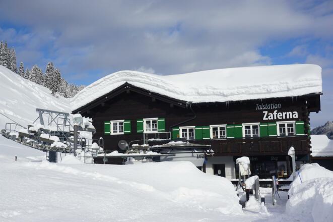 Aussenansicht Anfahrt