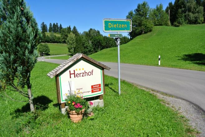 Herzlich Willkommen auf dem Herzhof