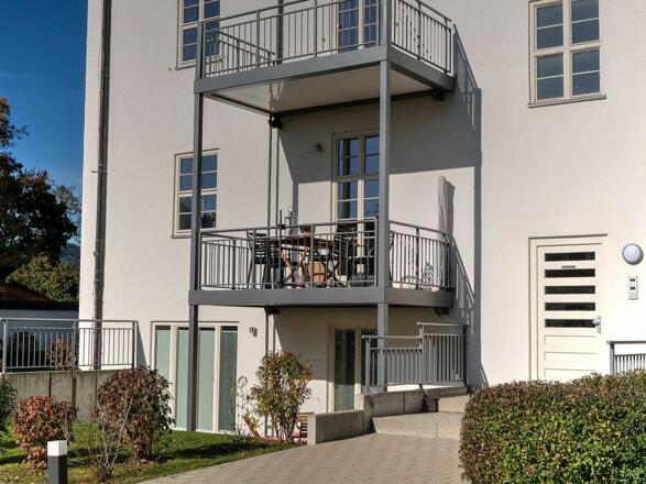 Kutschersuite Max-Josef in Tegernsee - Außenansicht Südbalkon und Südterrasse