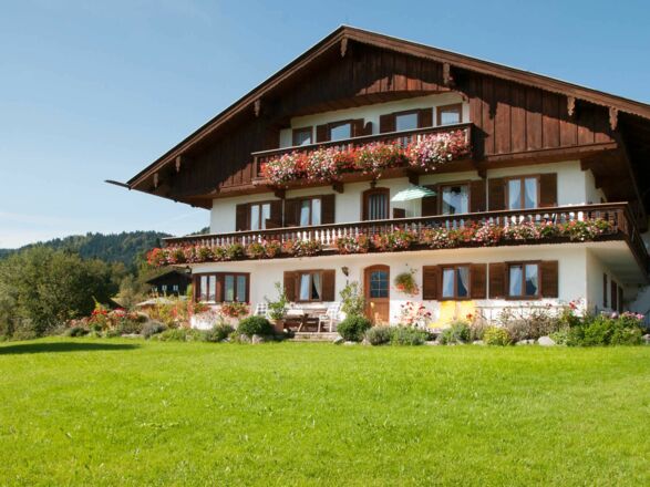 Gästehaus Unterreiterhof in Bad Wiessee - mit Traumblick über das Tegernseer Tal