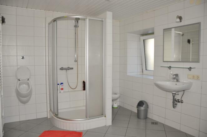 Dusche_Reisenberger