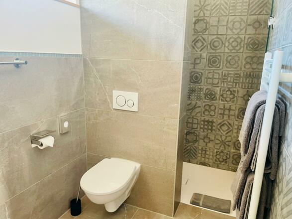 d52a7c8f-f86c-4113-a0c9-5f7c294a2fea