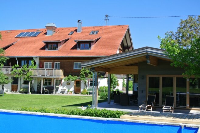 hofmitschwimmbad1