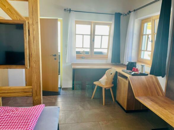 29f4d9c0-3958-4c97-994c-a3938ebb9a12