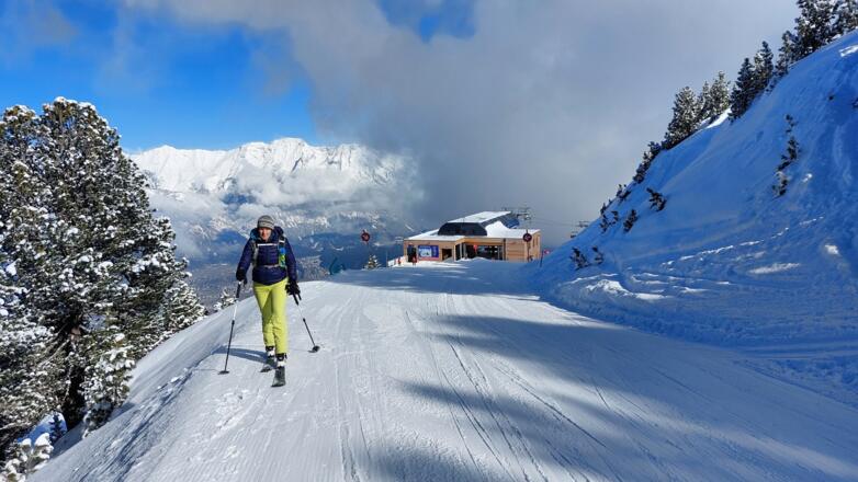Kurz oberhalb der Bergstation ...