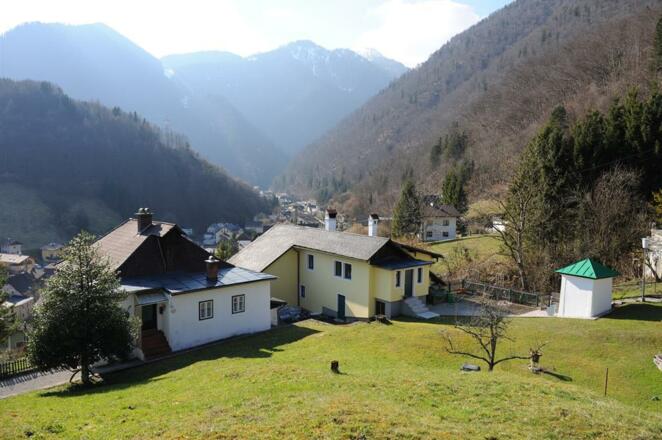 Haus Sonnstein mit eigener Kapelle