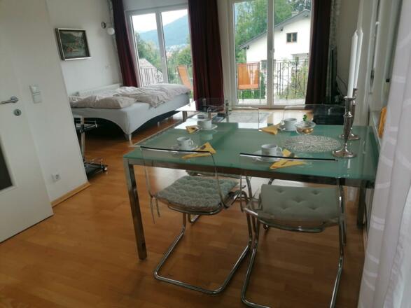 Esstisch