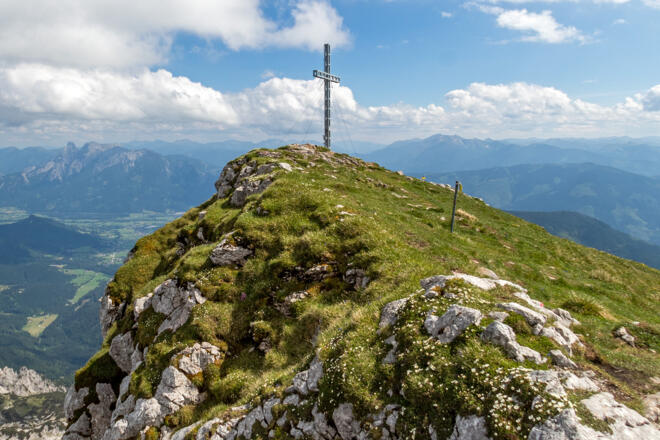 Der Gipfel des Großen Pyhrgas (2244 m).
