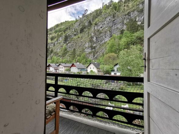 7dc345e2-470b-424a-8cd6-83b980688e41