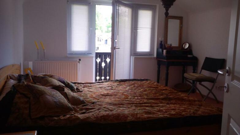 79CB9CBD-47AE-4967-8F31-C4A8EAE87E72