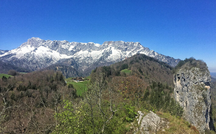 Der Untersberg ragt über dem Großen Barmstein auf