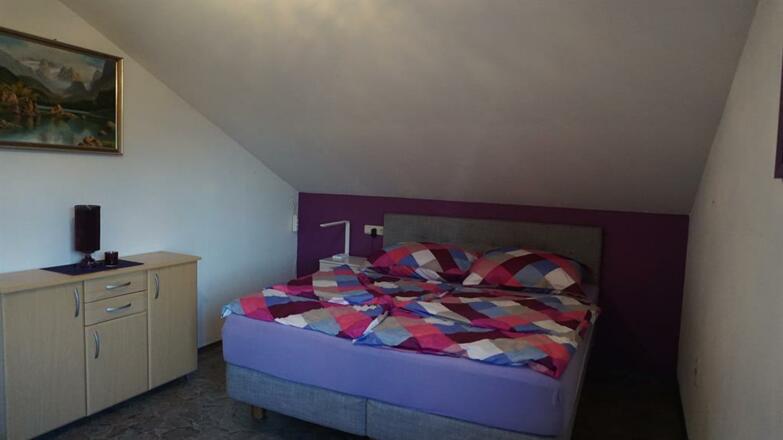 Schlafzimmer1 (1)