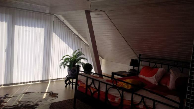 FFECB660-C56B-41AB-9645-4D42DDF30BD1