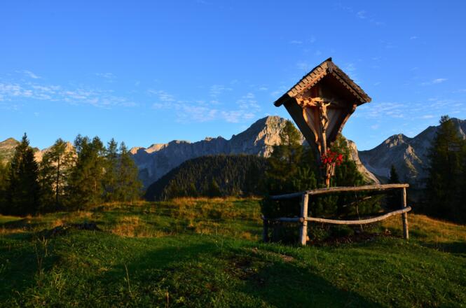 Sonnenaufgang am Berg