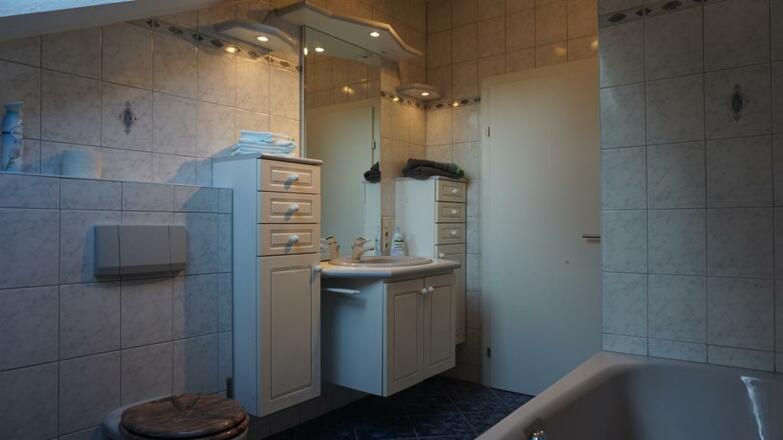 Badezimmer (2)