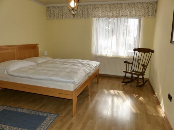Schlafzimmer N.1