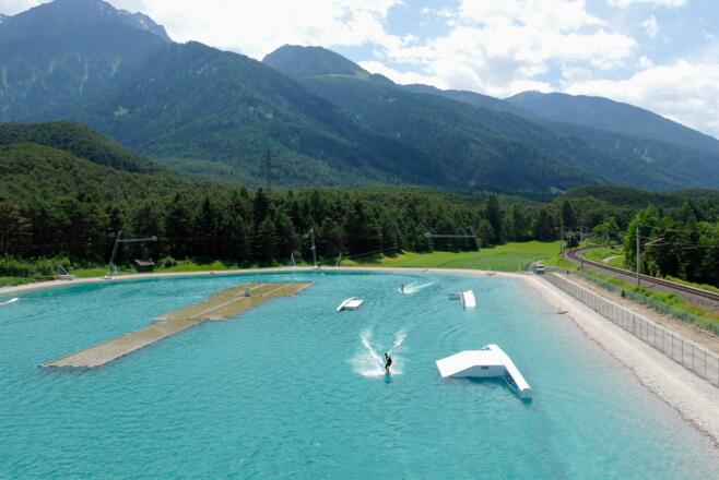 oetzt_area47_wake_area_10_16