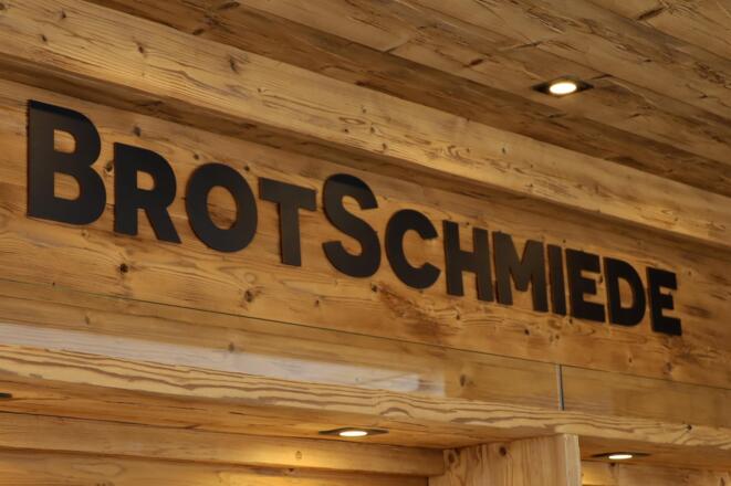 Abhof Verkauf Freitag Hall in Tirol Bäckerei