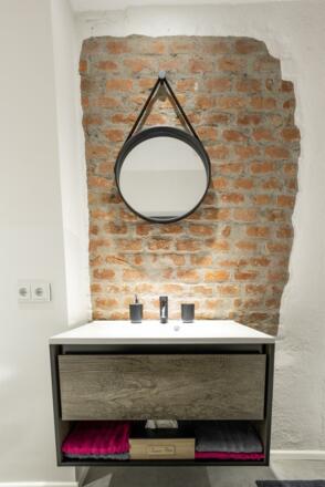 Doppelbett für einen ruhigen, entspannenden Schlaf