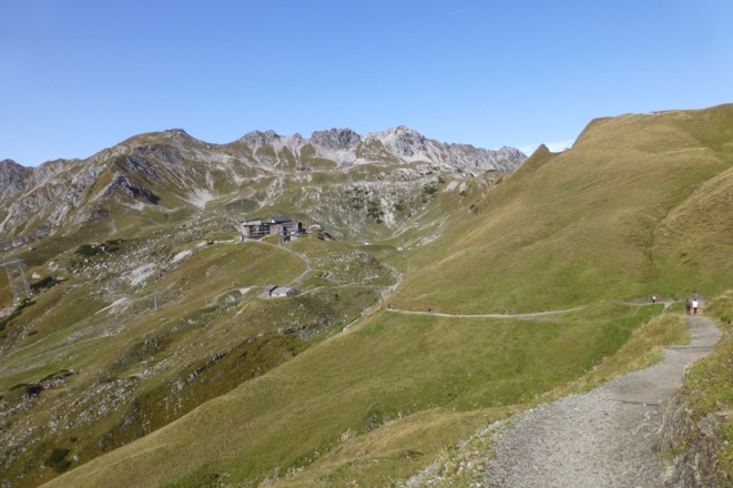 Blick vom Zeigersattel zum Nebelhorn