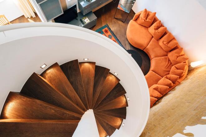 Wendeltreppe zu den Schlafzimmern Top 2