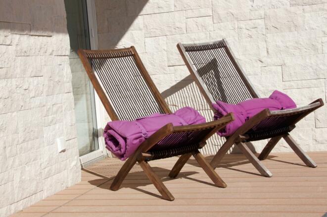 Lounge-Chairs