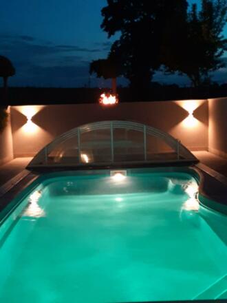 0A56282A-8B24-460F-8319-EE2A559E5E6C