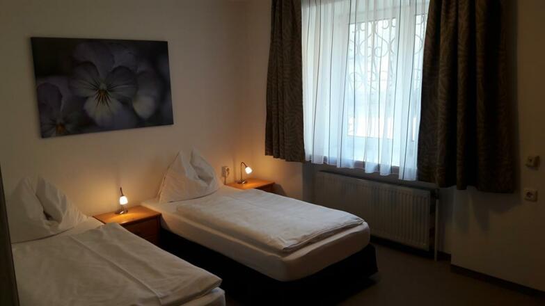 Standard Zweibettzimmer 1