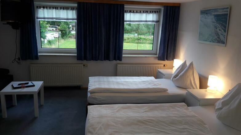 Standard Zweibettzimmer