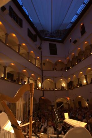 Konzerte und Opern auf Schloss Amerang