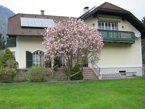 Hausansicht von der Gartenseite