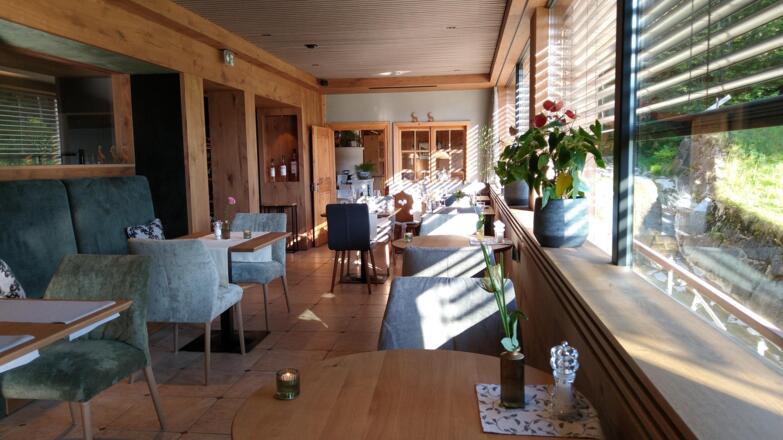 Restaurant "Ausblick 83"