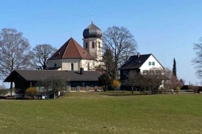 Blick nach Wildenwart und zur Christkönigkirche