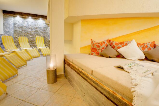 Auenhof-Sauna Ruheraum 2016-web-7