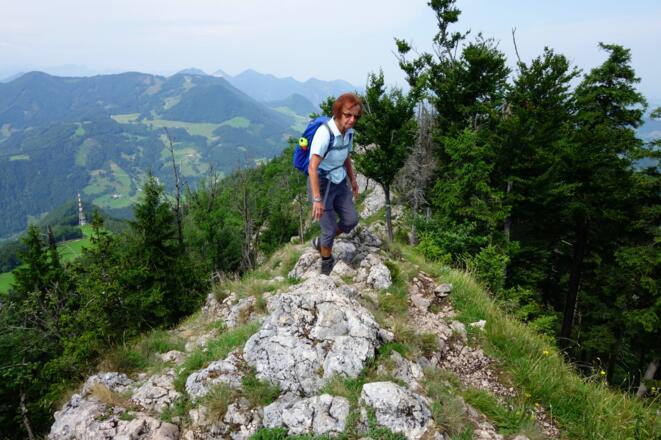 am Grat entlang zum Schiefersteinkreuz