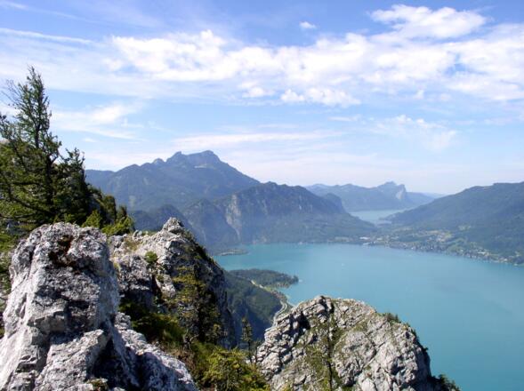 Blick vom Großen zum Kleinen Schoberstein (985m) hinab