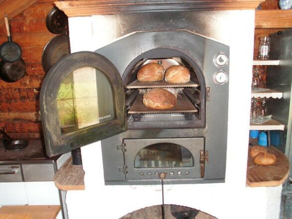 Brotbacken beim Oberhinteregghof