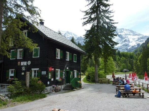 Almtalerhaus außen