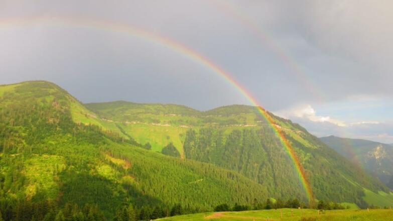 Reithütte Familie Mösenbichler Hintersee Regenbog