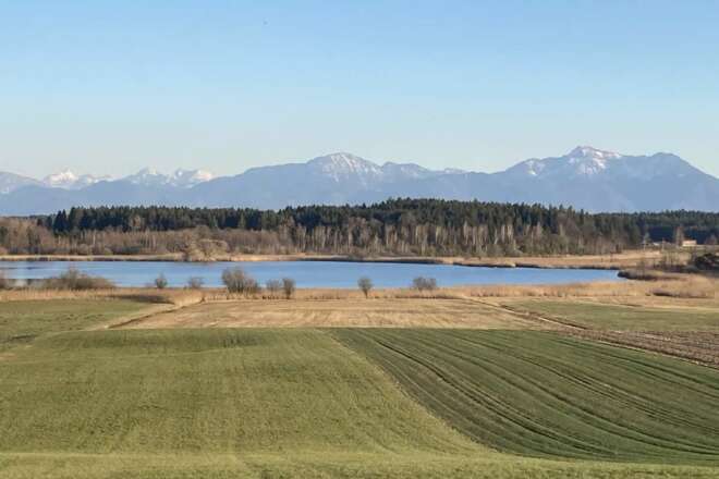 Alpenpanorama hinter dem Eschenauer See